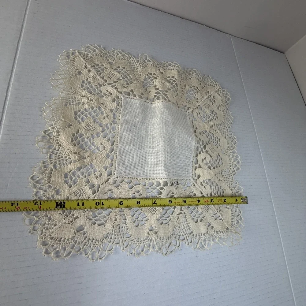 Vintage Doilie Valma Liikkanen Victorian Cream White Lace 1 PC 14